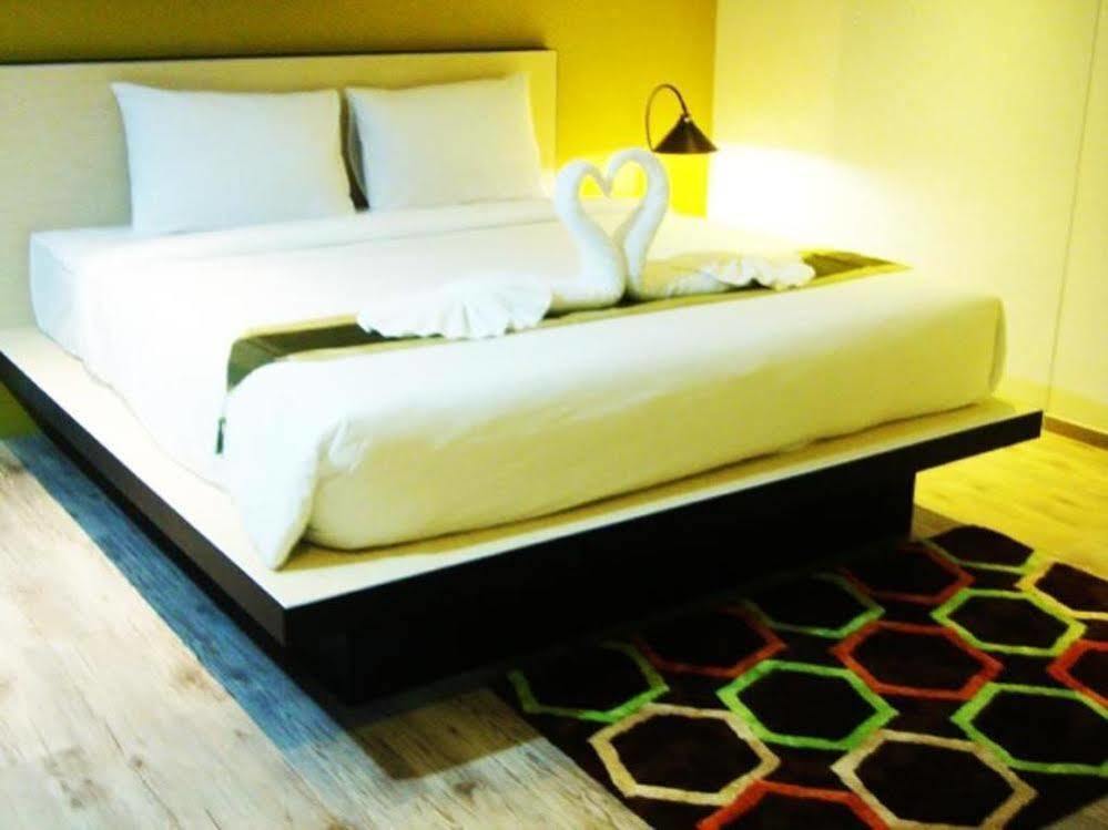 Thongmanee Hotel Hat Yai Extérieur photo