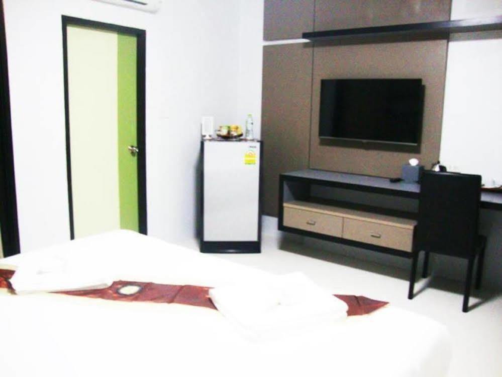 Thongmanee Hotel Hat Yai Extérieur photo